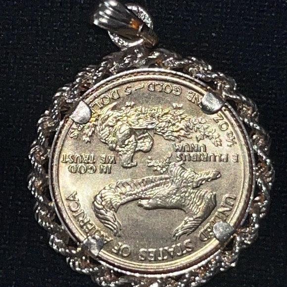 $5 U.S. Gold Coin Encased In 14kt Gold Necklace Pendant 1/10oz - Picture 3 of 6
